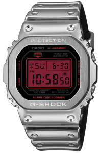 Casio GM-5600YRA-8